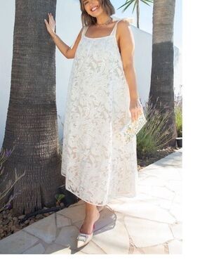 Never Fully Dressed Ivory Isadora Floral Lace Maxi Dress Bridal Medium NWT NEW